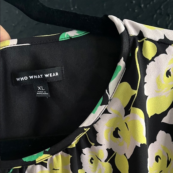 2 dresses - Target Floral Tiered Midi Dress in Black, Yellow & Green - Picture 2 of 6